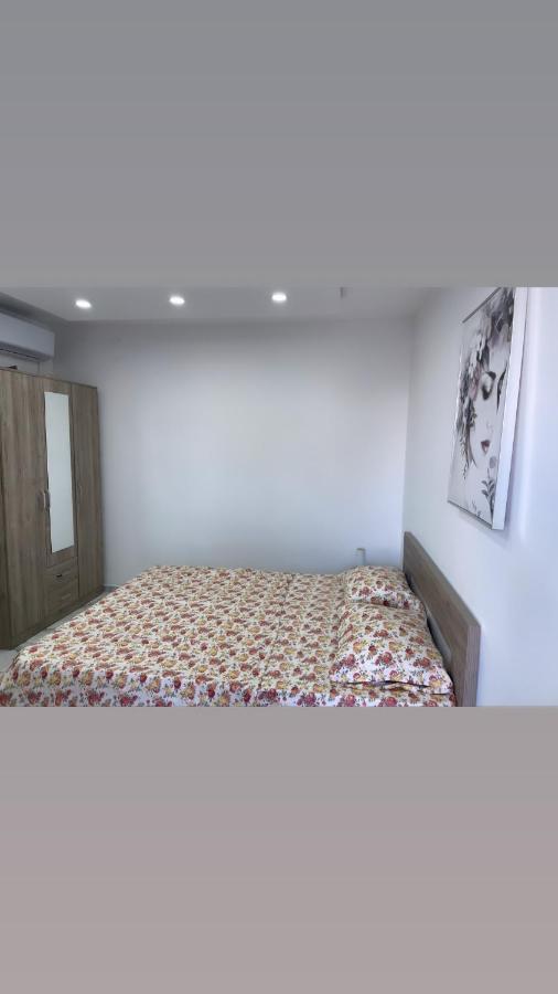 Apartments Melbourne Улцинь Екстер'єр фото