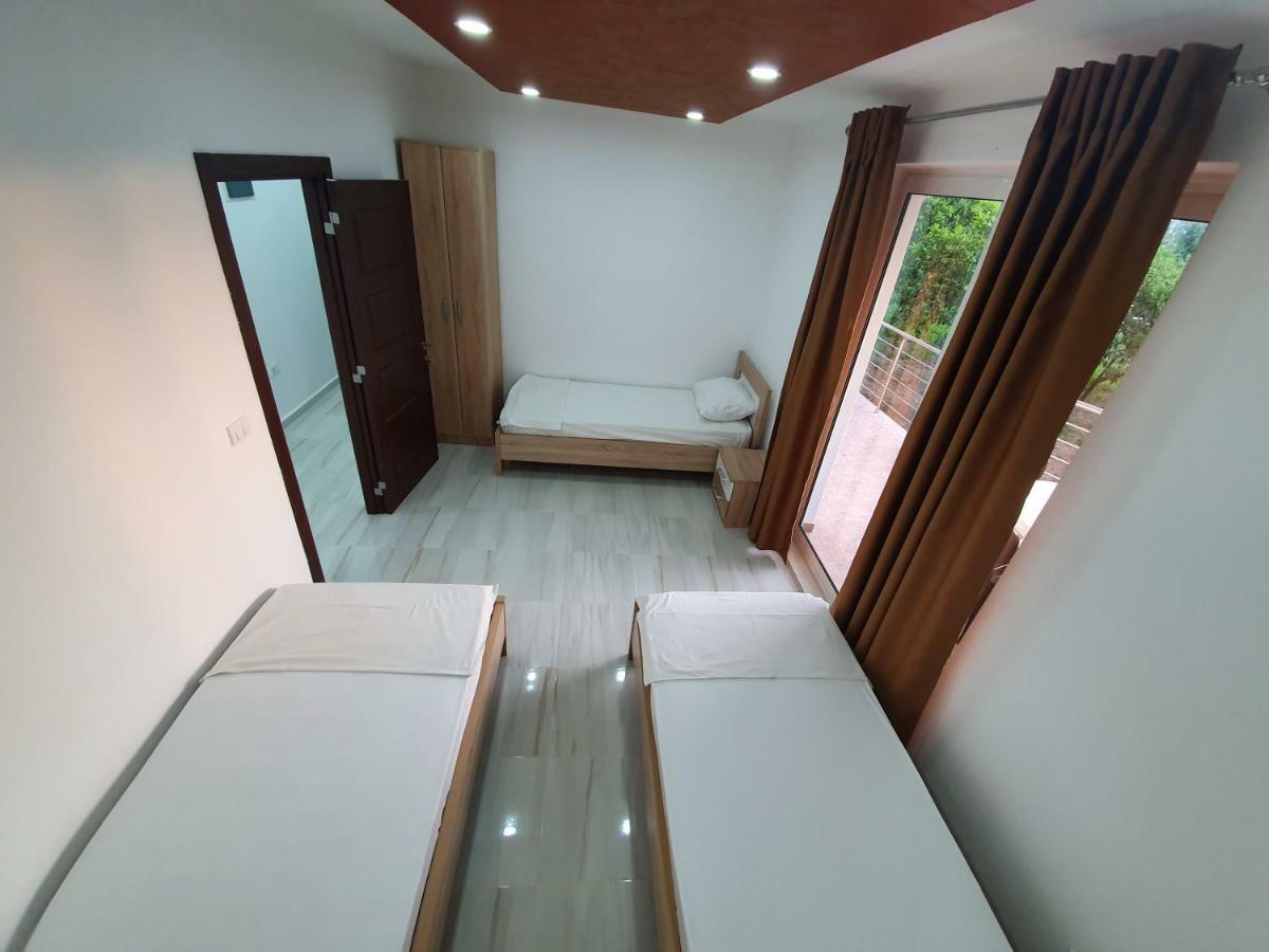 Apartments Melbourne Улцинь Екстер'єр фото